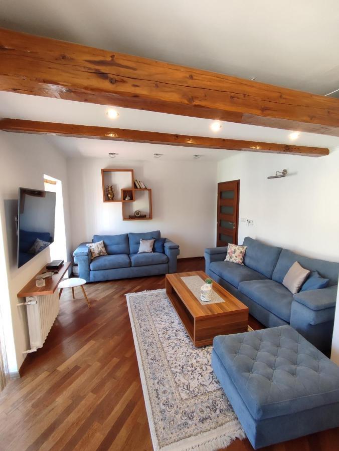 Deluxe Apartment Lejla - Free Garage Parking SJJ Eksteriør bilde
