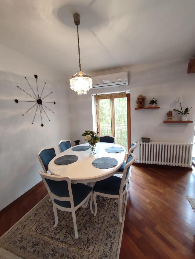 Deluxe Apartment Lejla - Free Garage Parking SJJ Eksteriør bilde