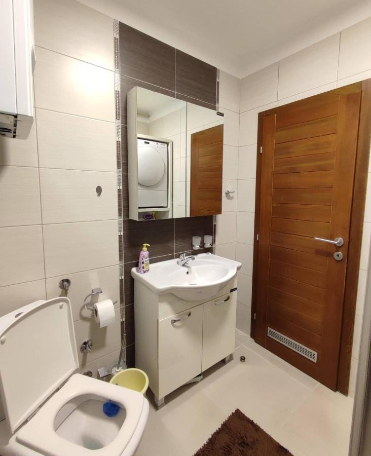 Deluxe Apartment Lejla - Free Garage Parking SJJ Eksteriør bilde
